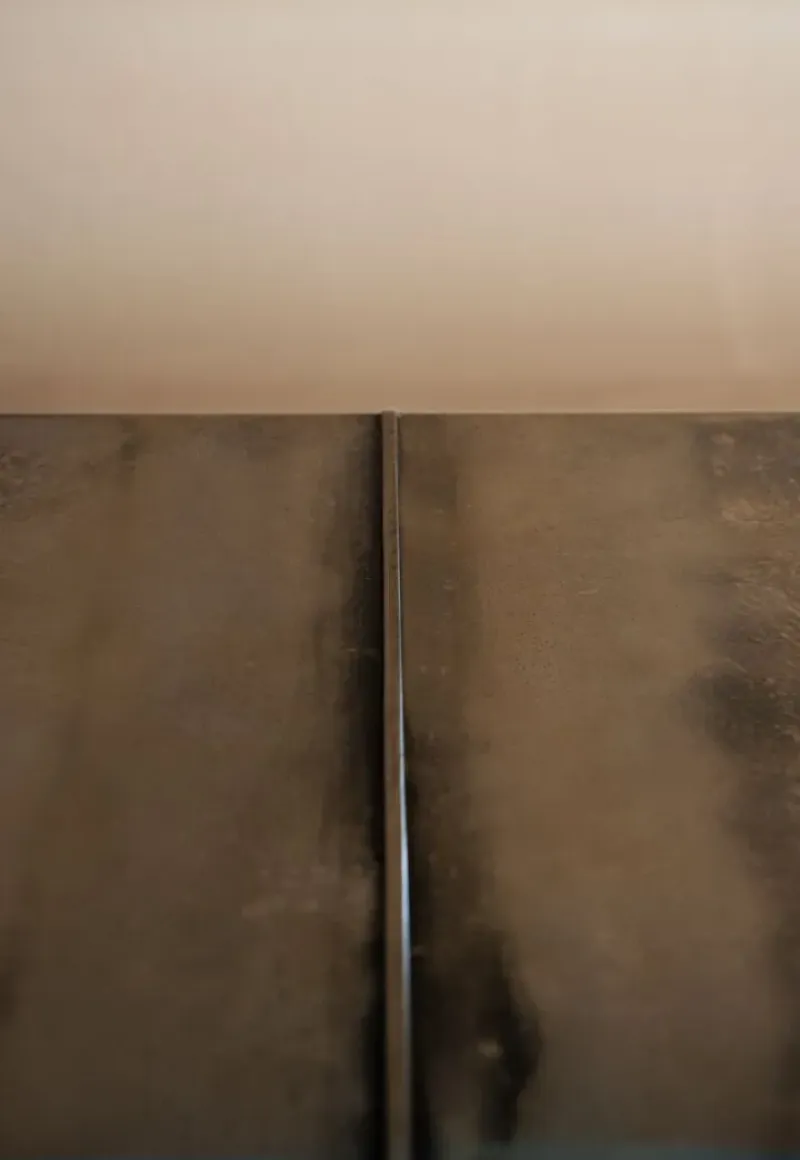 Y25