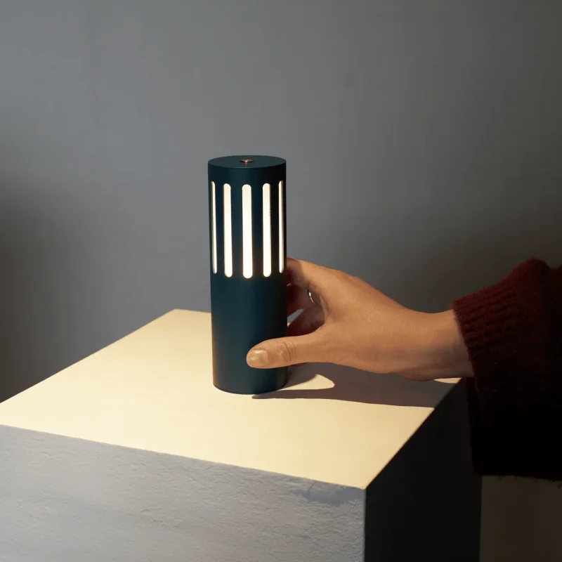 Bloomsbury Table Portable