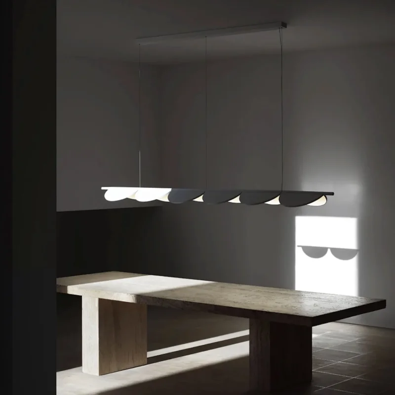 Almendra Linear