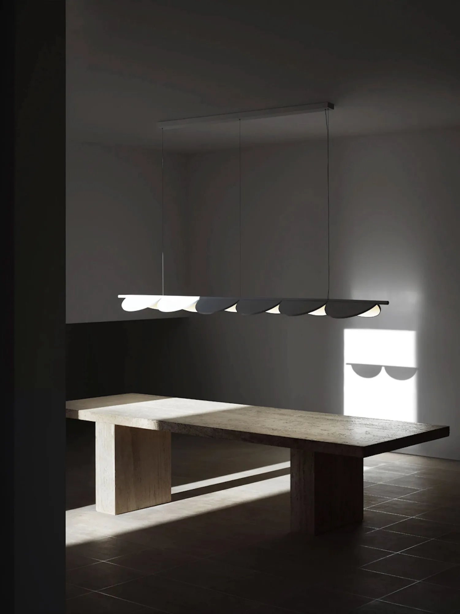 Almendra Linear
