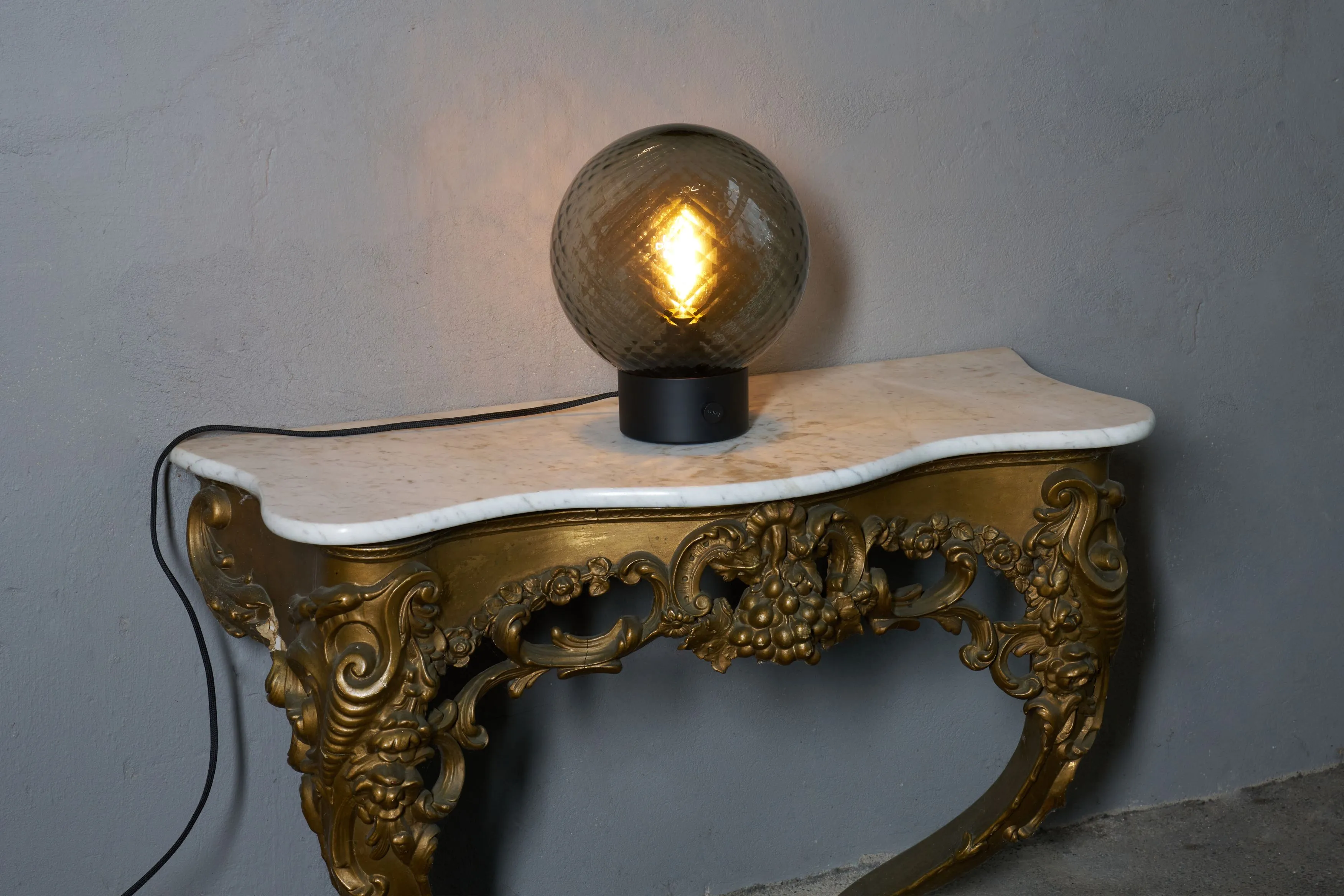 Waldorf Table – Rubn at Mesmetric