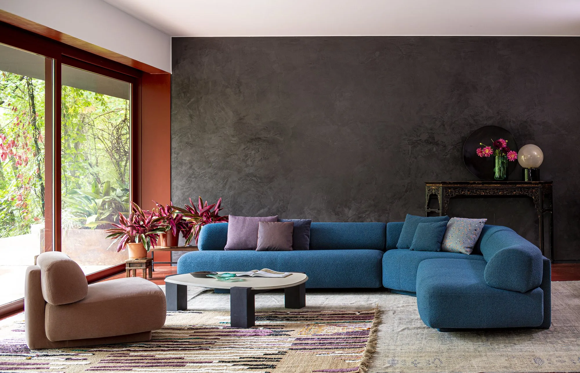 Gogan – Moroso at Mesmetric