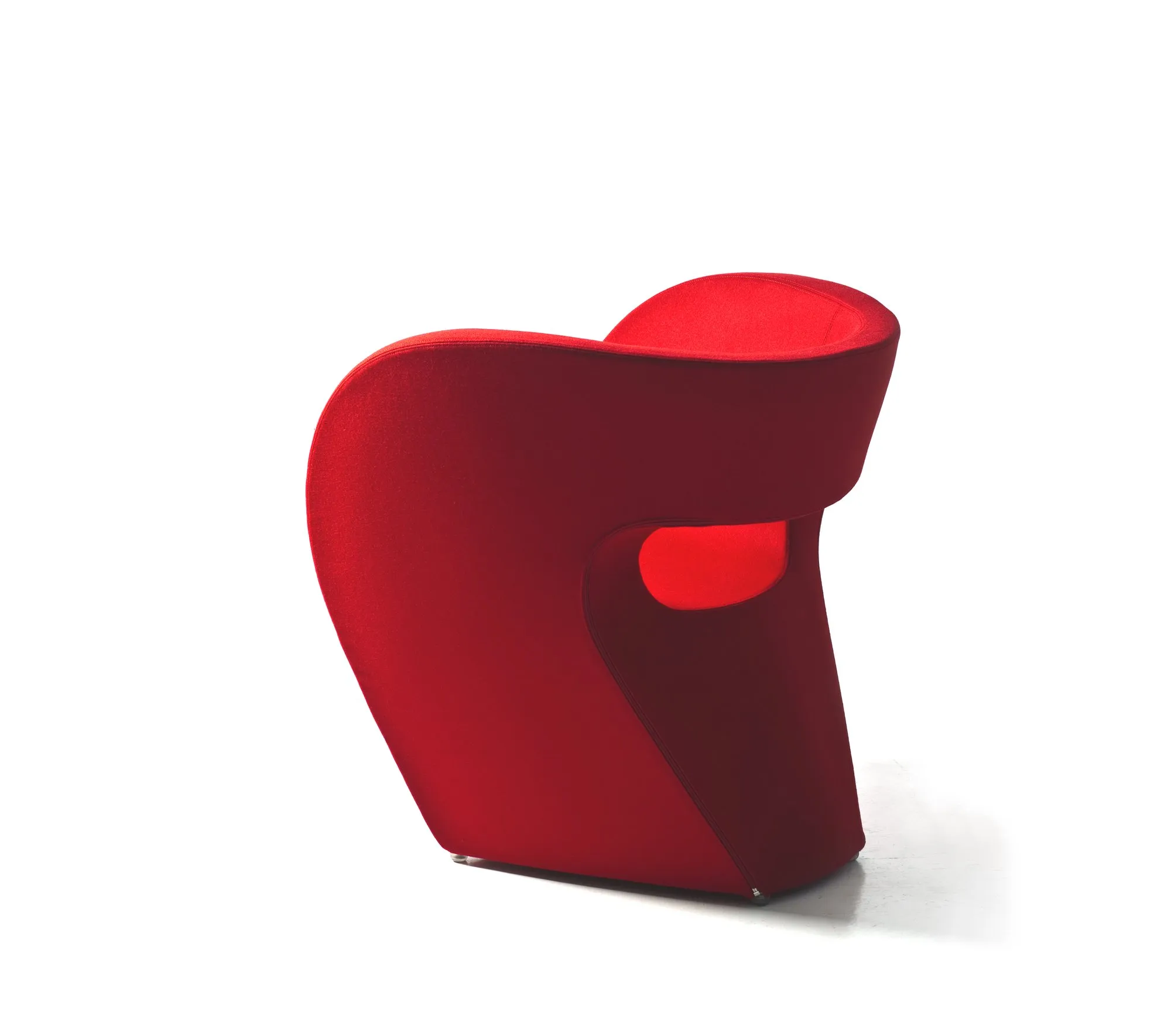Victoria And Albert – Moroso at Mesmetric