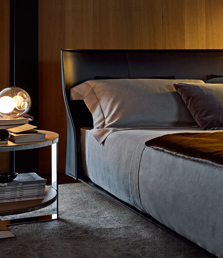 Alys - B&B Italia w Mesmetric