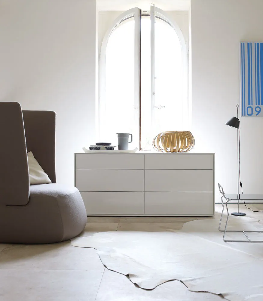 Dado - B&B Italia w Mesmetric