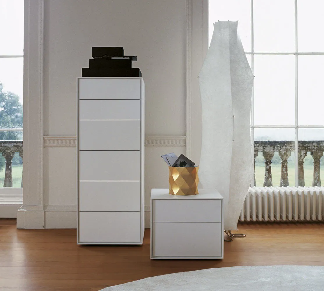 Dado - B&B Italia w Mesmetric