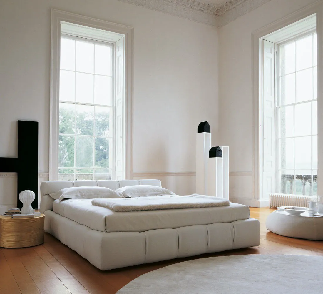 Fat-Fat & Lady-Fat – B&B Italia at Mesmetric