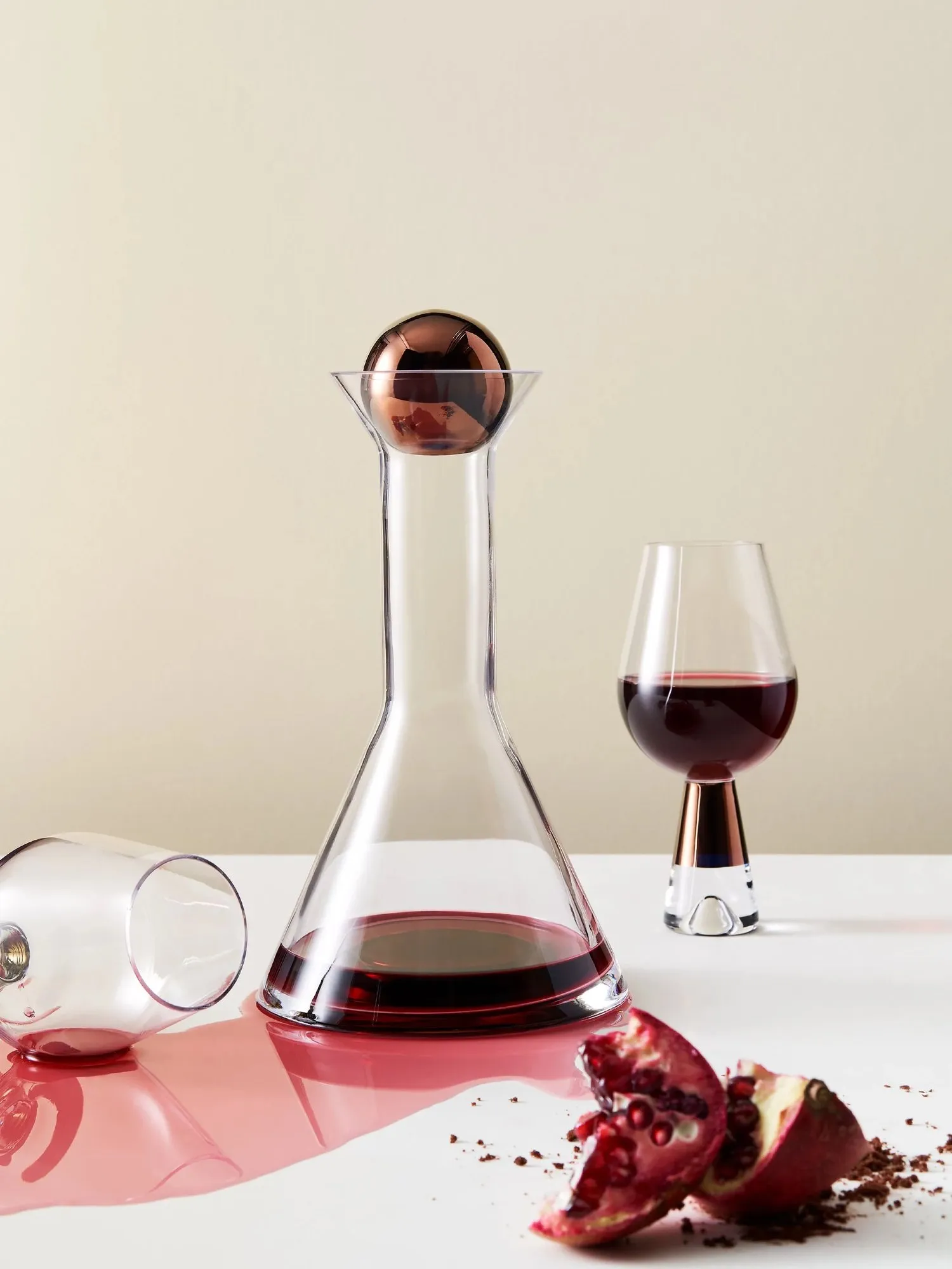 Tank Decanter