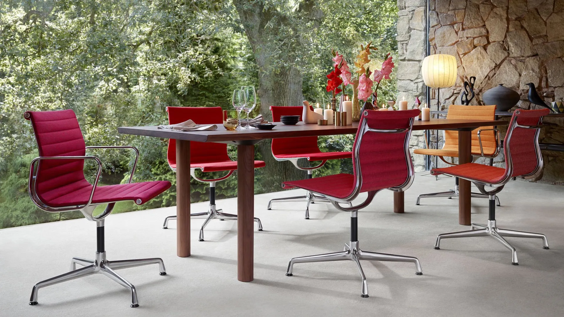 Aluminium Group EA 103 – Vitra at Mesmetric