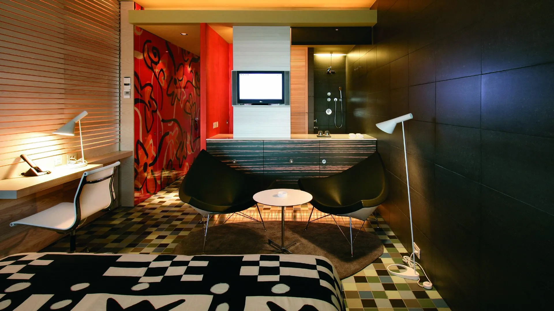 Aluminium Group EA 105 – Vitra at Mesmetric