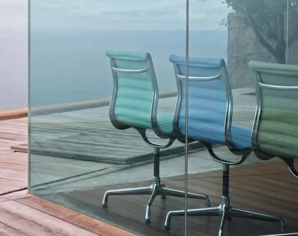 Aluminium Group EA 105 – Vitra at Mesmetric