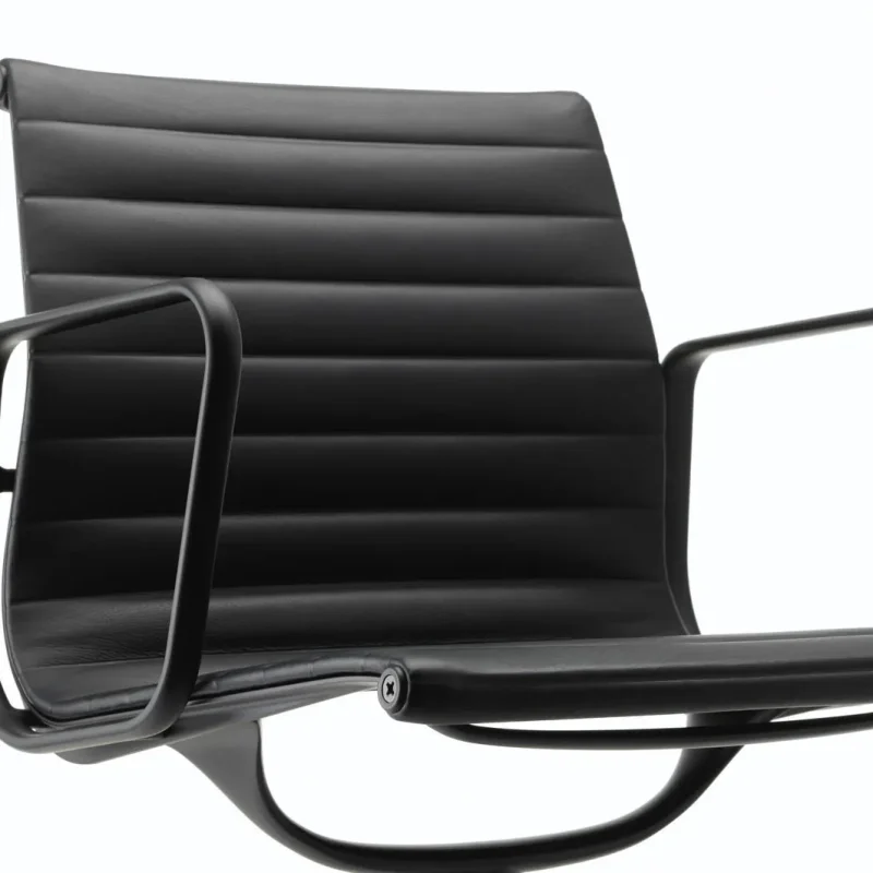Aluminium group EA 108 – Vitra at Mesmetric