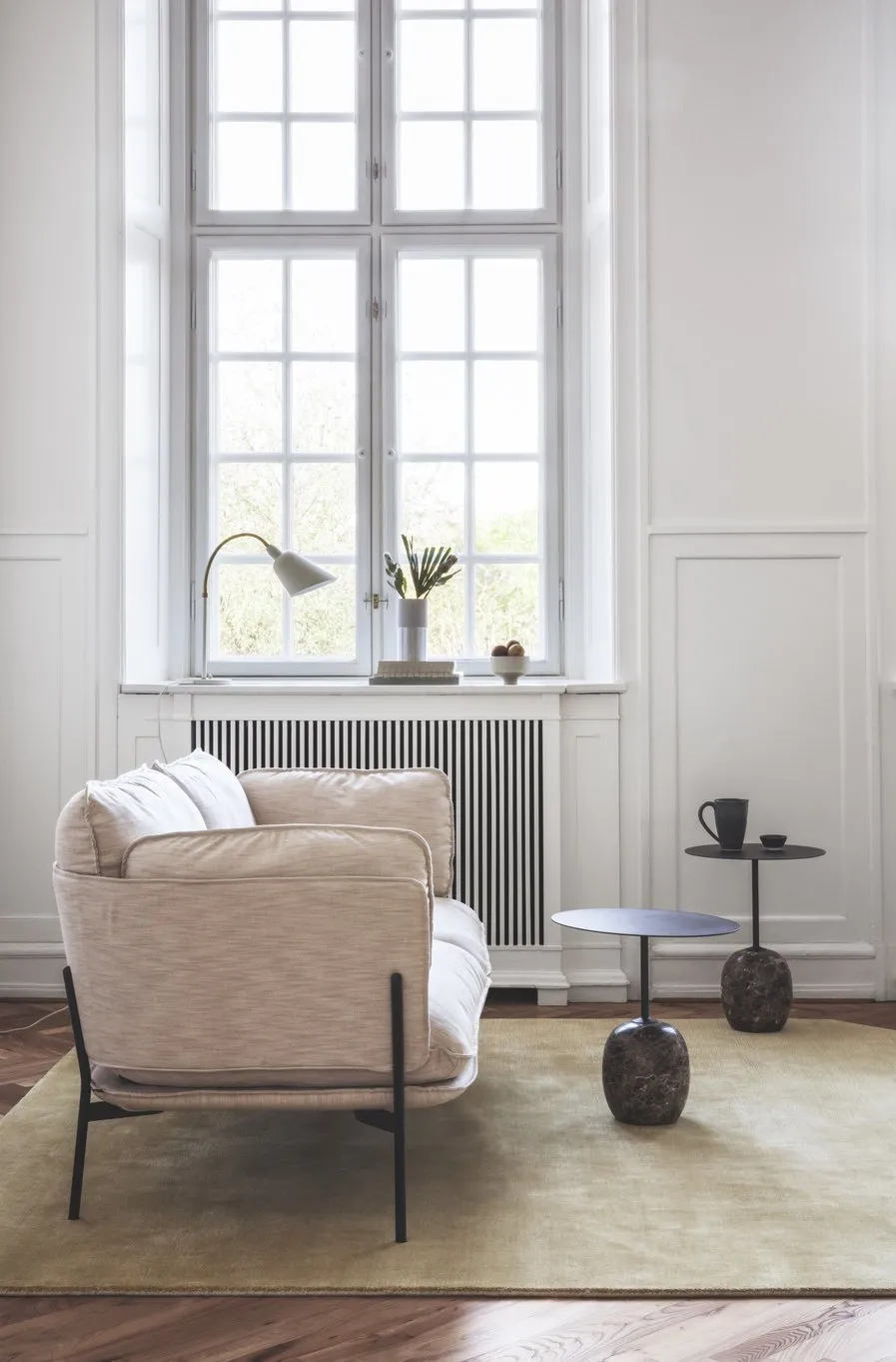 Cloud Two Seater LN2 - & Tradition w Mesmetric