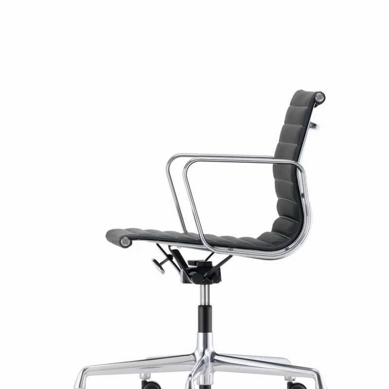 Aluminium Group EA 117 - Vitra w Mesmetric