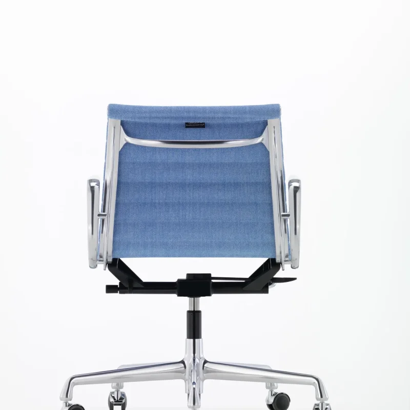 Aluminium Group EA 118 – Vitra at Mesmetric