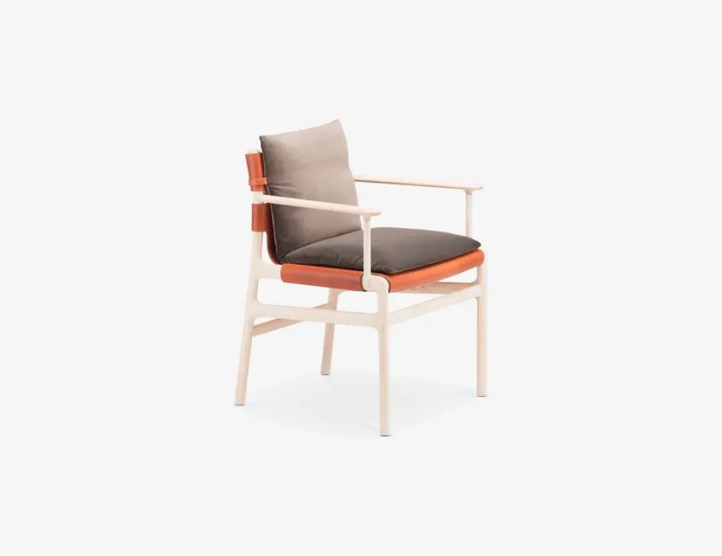 123S Sela Dining Armchair
