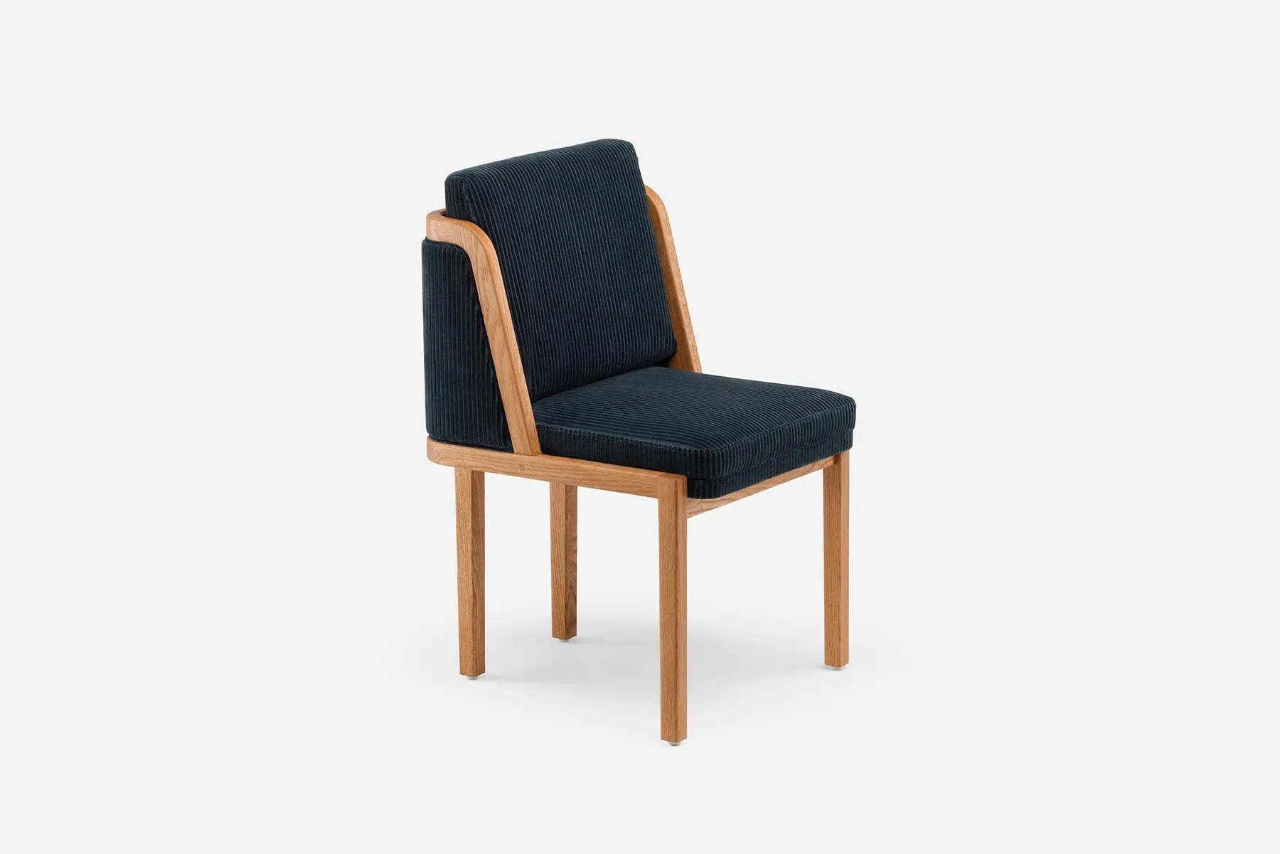 271 Throne – De La Espada at Mesmetric