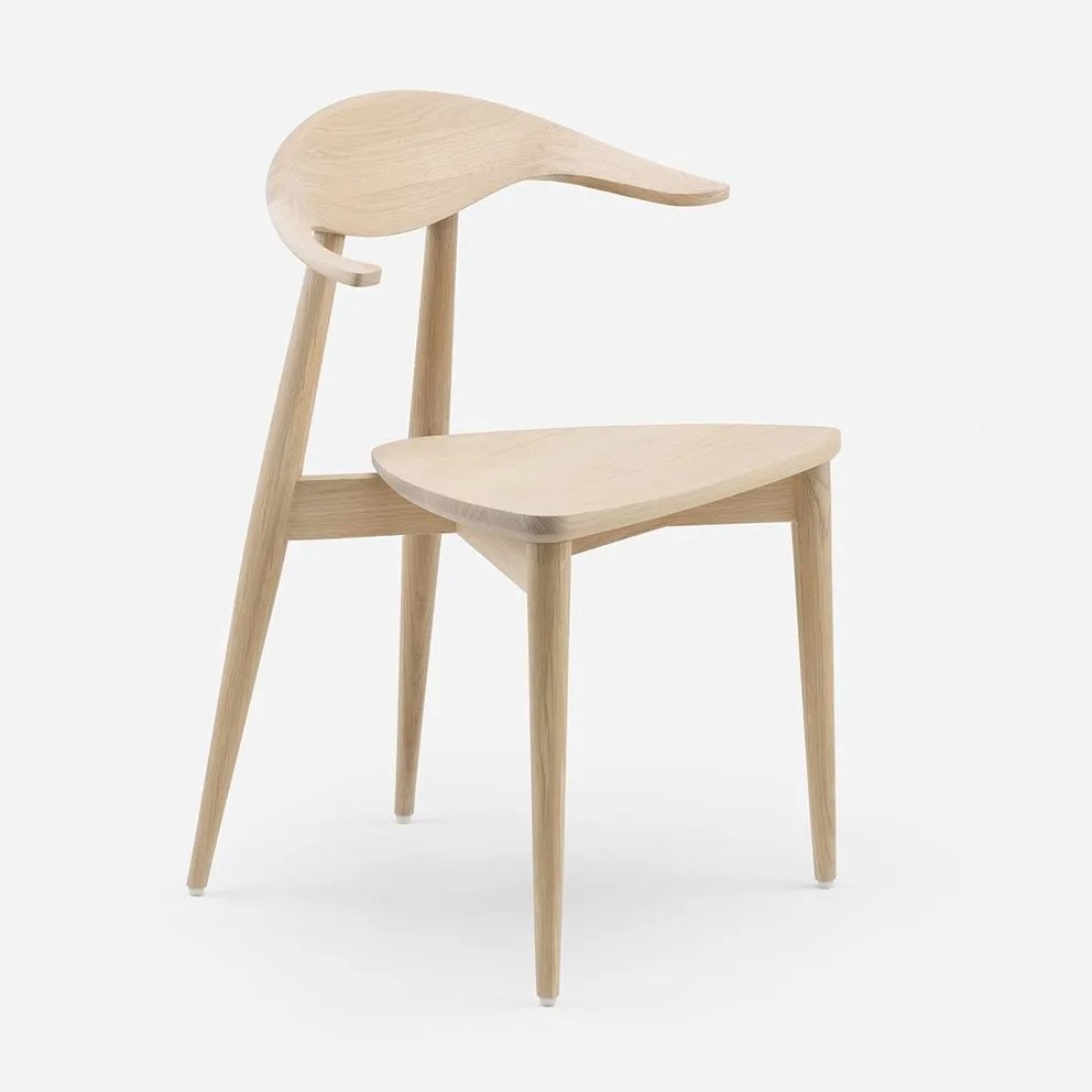 349G Manta Dining Chair - De La Espada w Mesmetric
