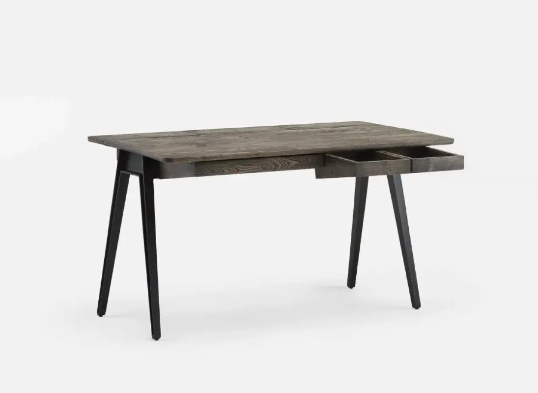 365 Orson Desk – De La Espada at Mesmetric