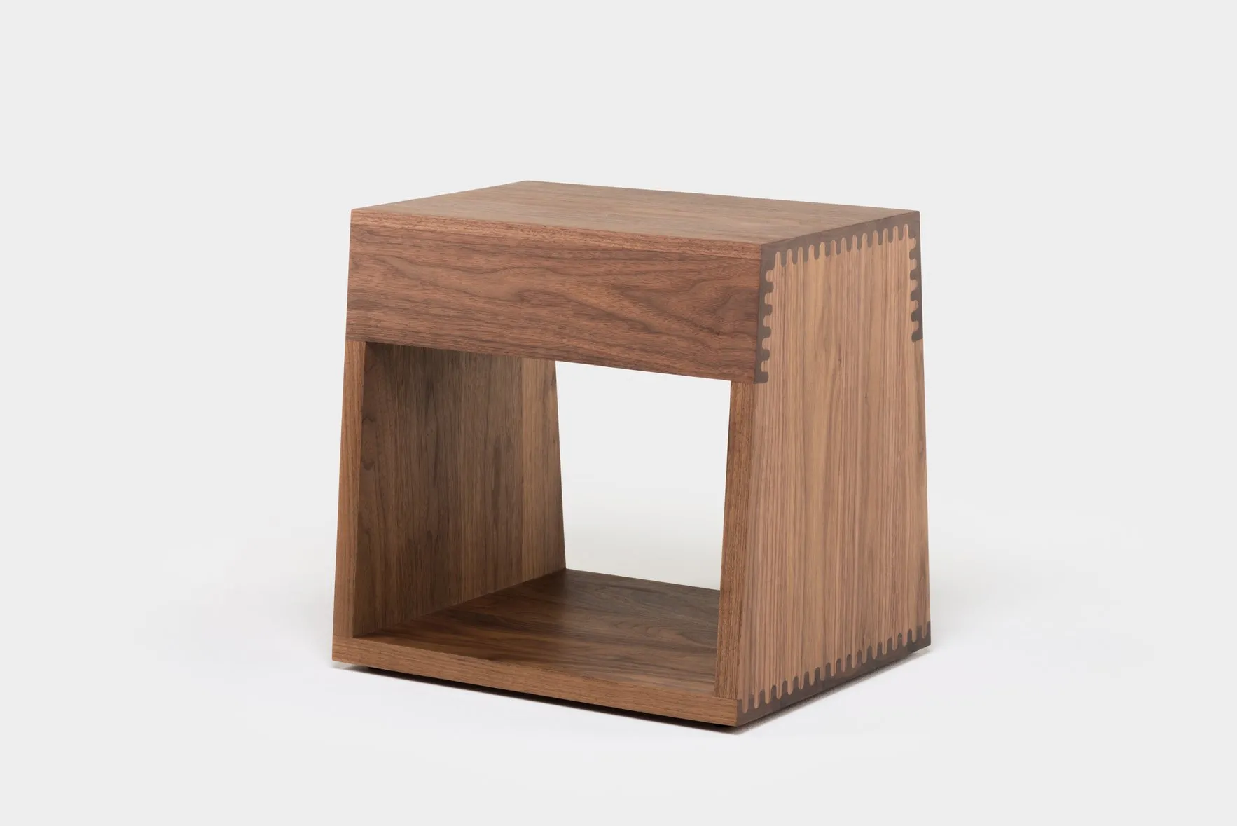373L Tall Maia – De La Espada at Mesmetric