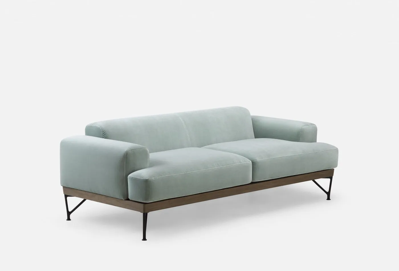 386 Armstrong Sofa – De La Espada at Mesmetric