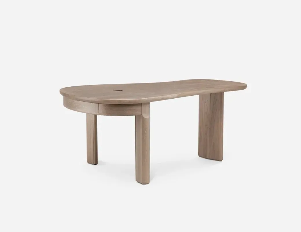 683Q Twenty-Five Desk - De La Espada w Mesmetric