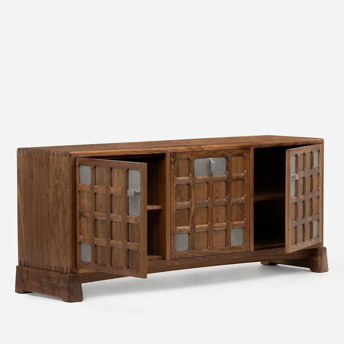 692SM,LM Arts & Crafts 3-Unit – De La Espada at Mesmetric