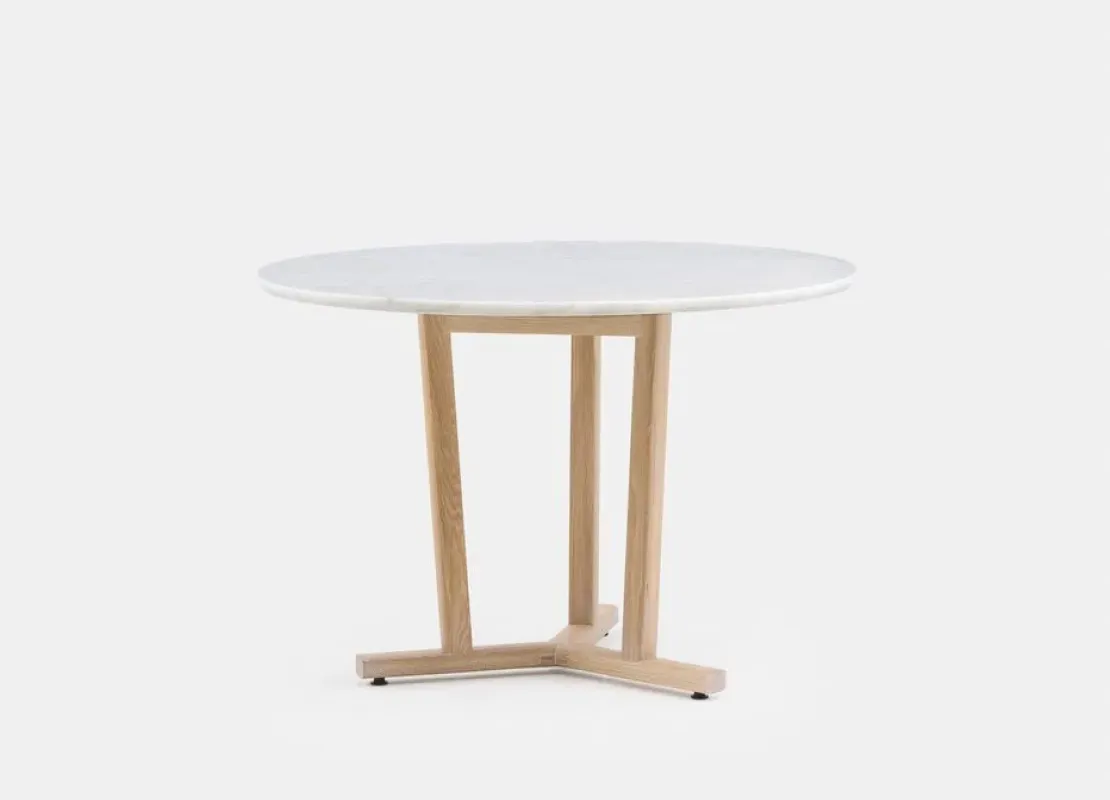 764RM/RT Shaker Dining
