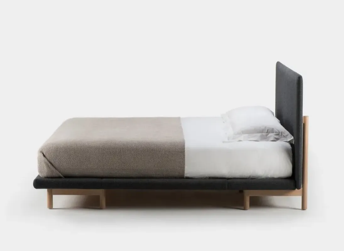 765 Frame Bed – De La Espada at Mesmetric