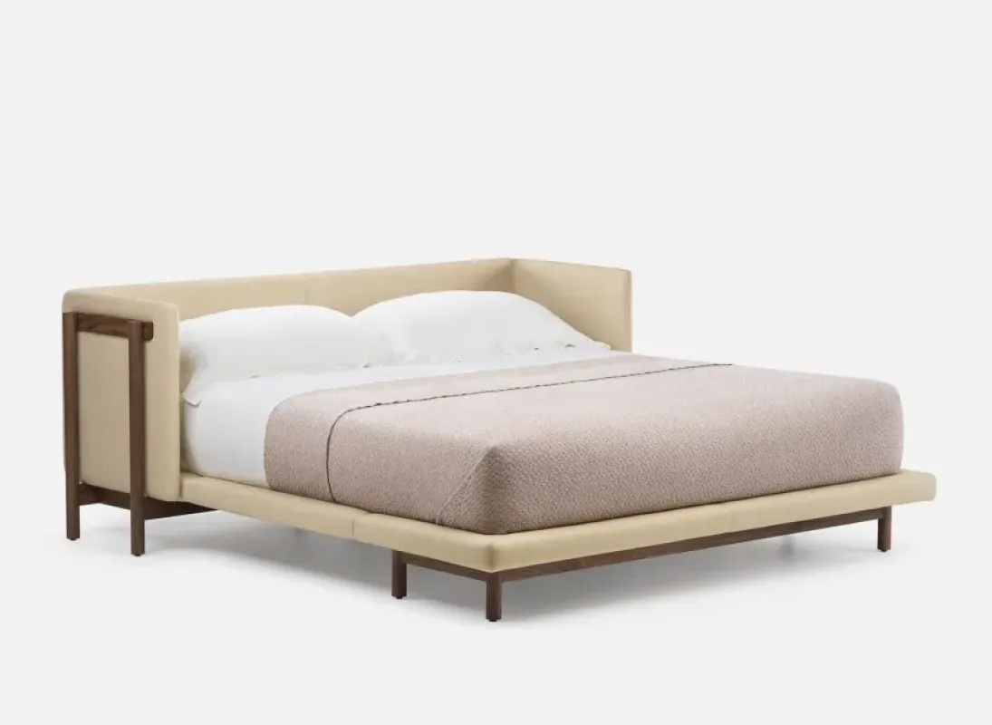 768 Frame Bed With Arms - De La Espada w Mesmetric