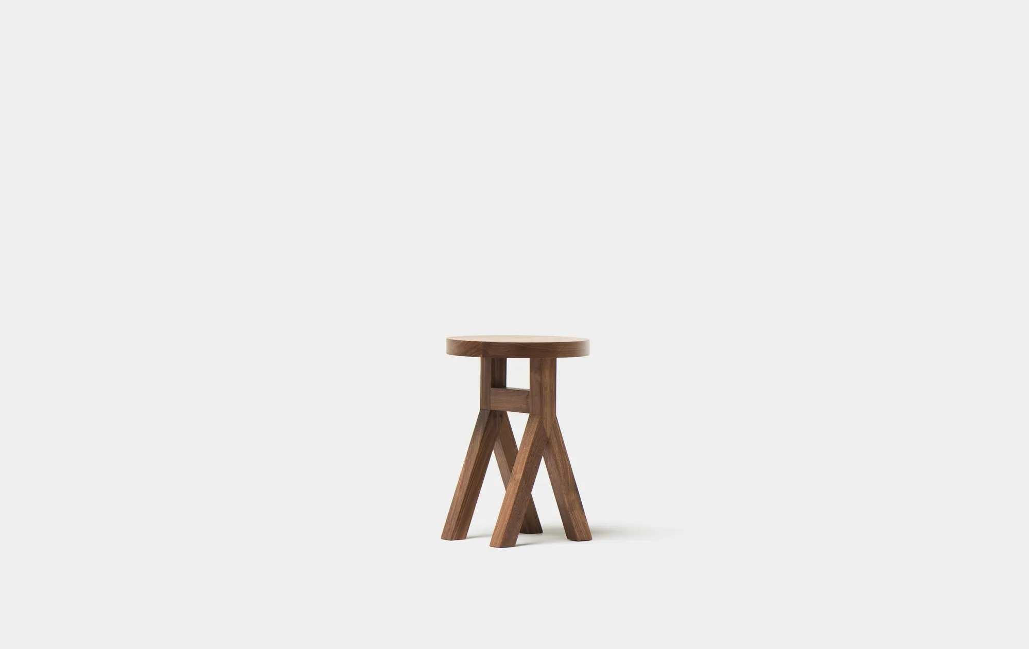 770 Commune Stool - De La Espada w Mesmetric