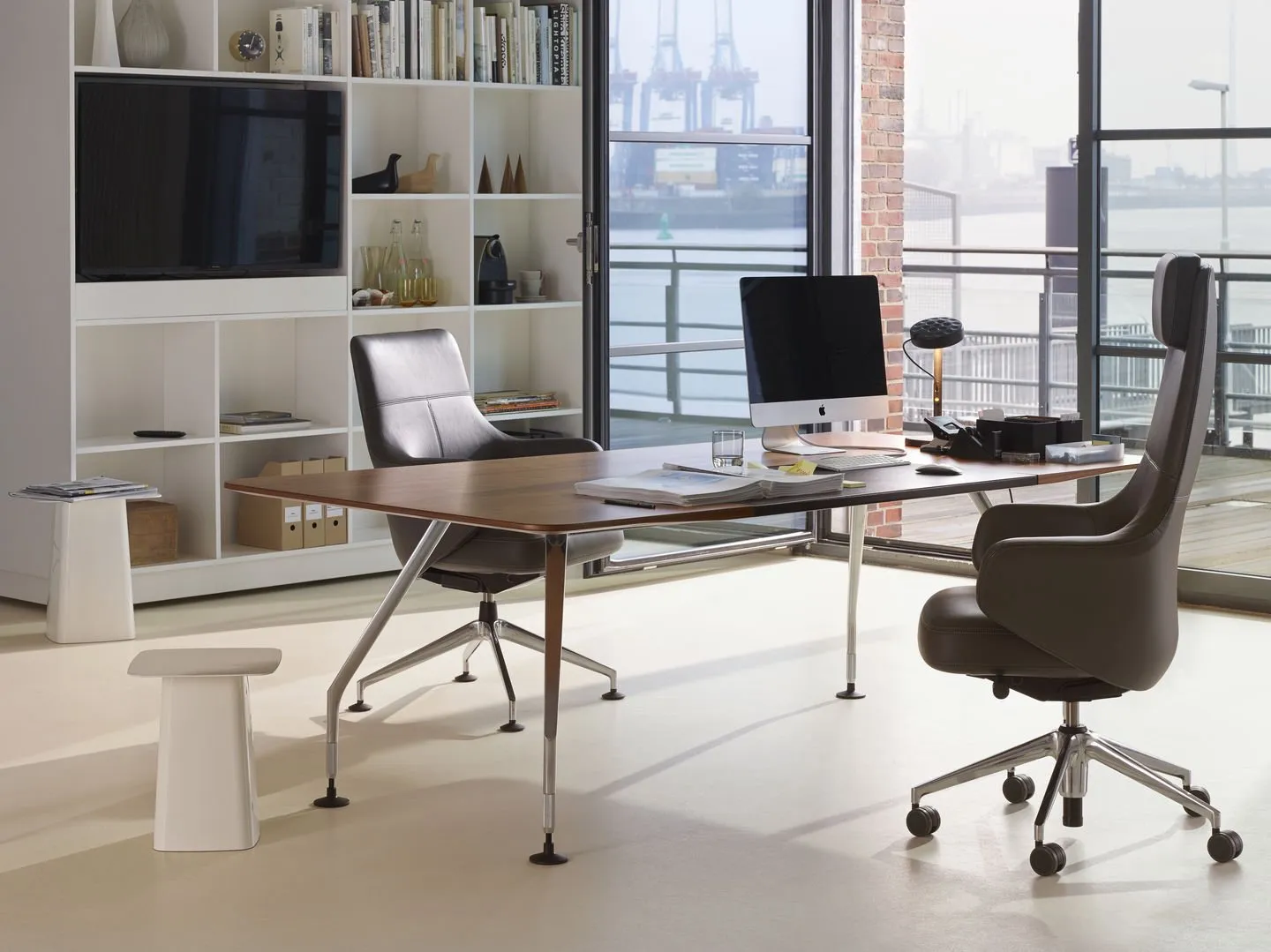 Grand Executive High Back - Vitra w Mesmetric