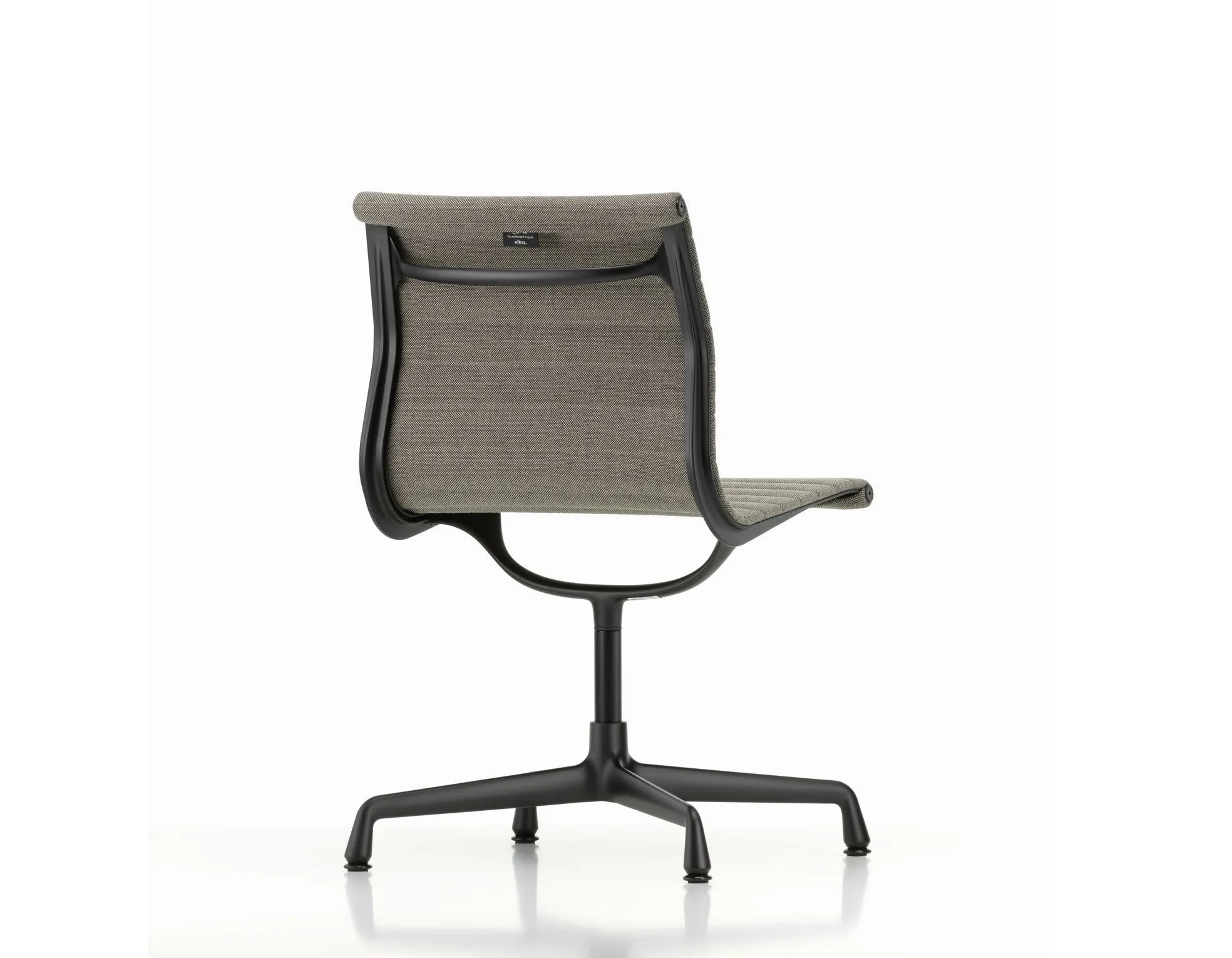 Aluminium Group EA 101 – Vitra at Mesmetric