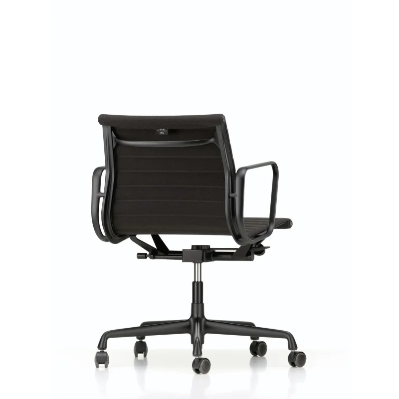 Aluminium Group EA 117 - Vitra w Mesmetric