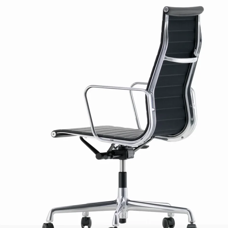 Aluminium Group EA 119 – Vitra at Mesmetric