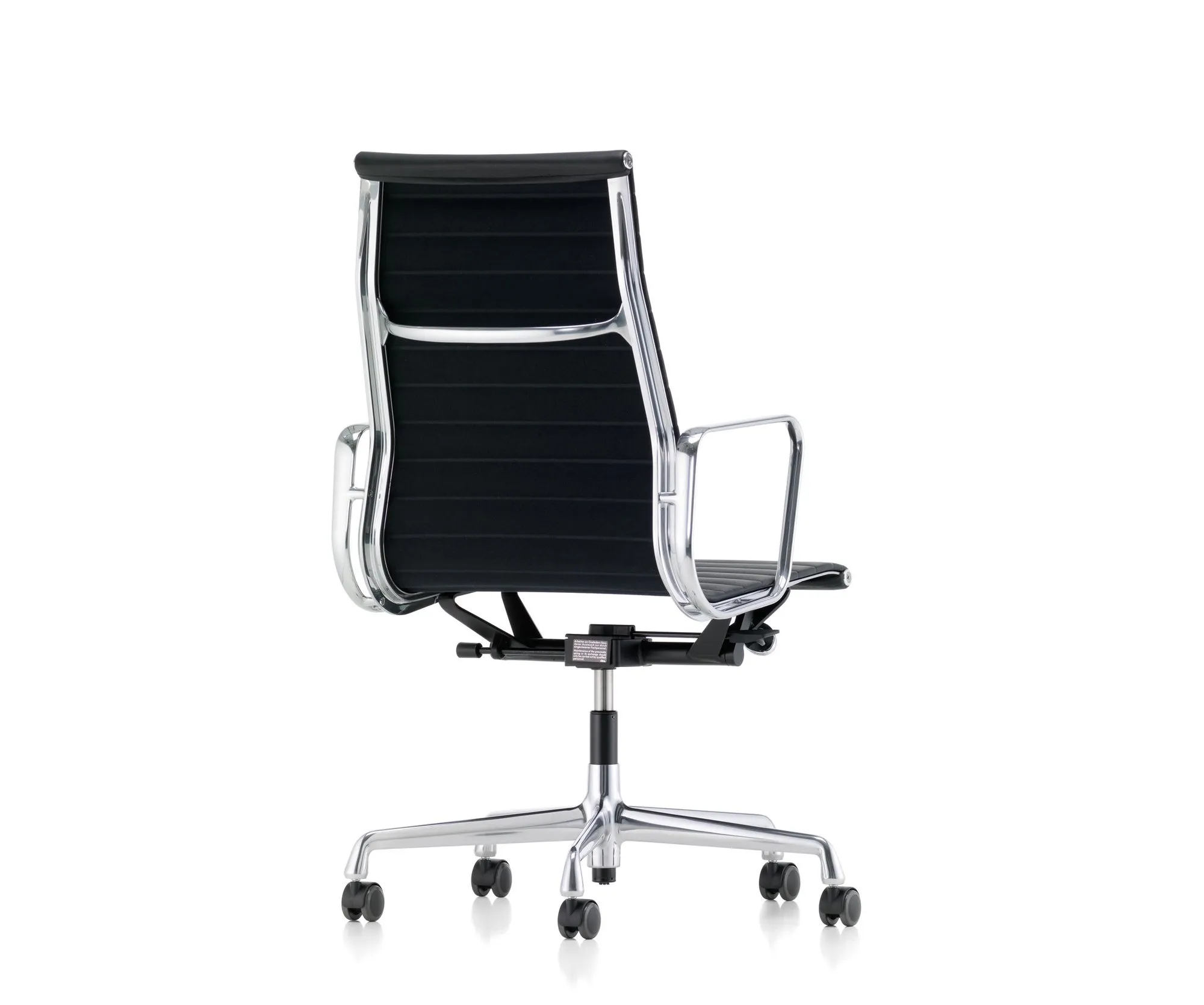 Aluminium Group EA 119 – Vitra at Mesmetric