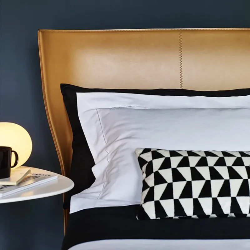 Alys - B&B Italia w Mesmetric