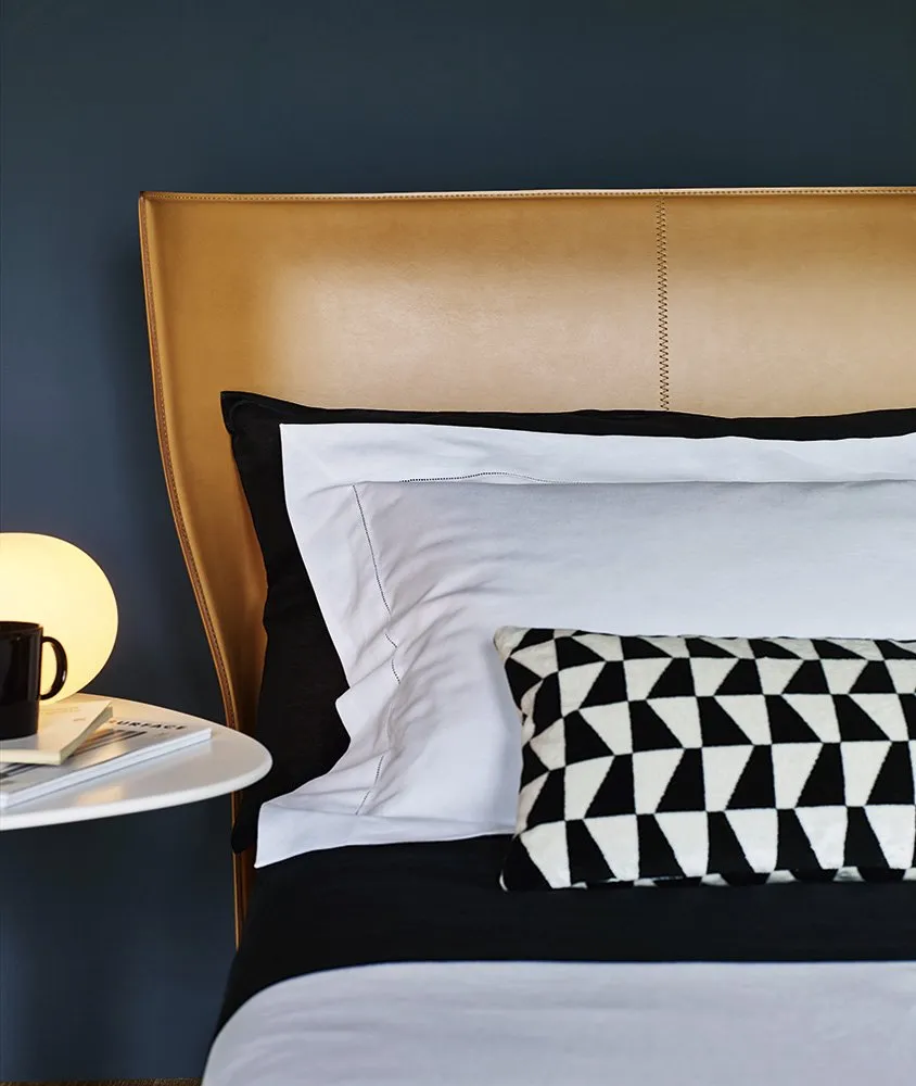 Alys - B&B Italia w Mesmetric
