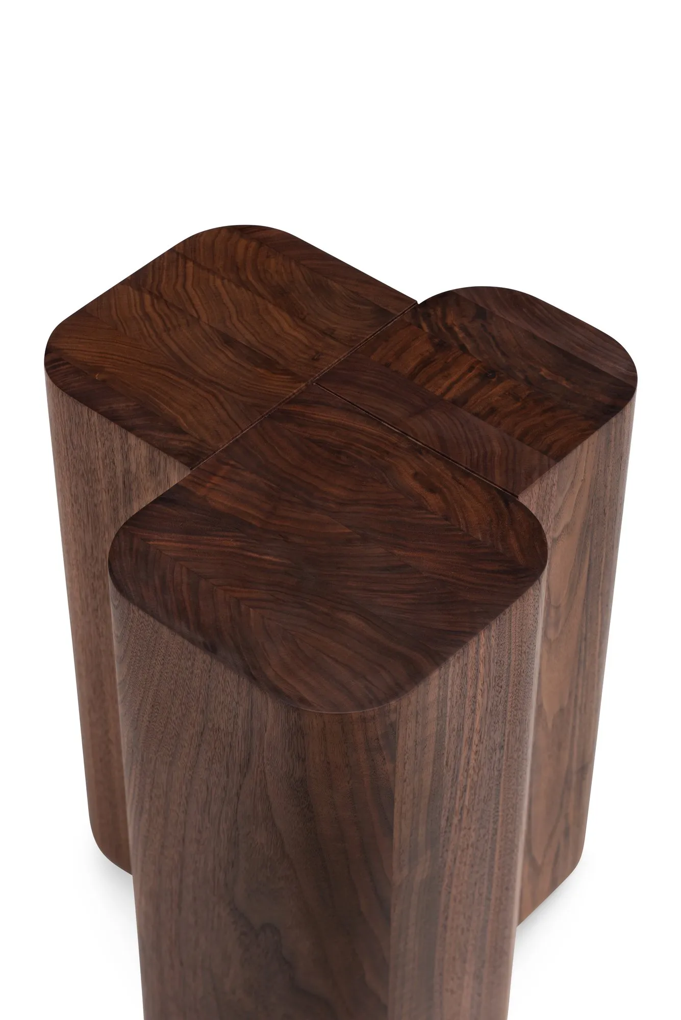 181 Aries Side Table - De La Espada w Mesmetric