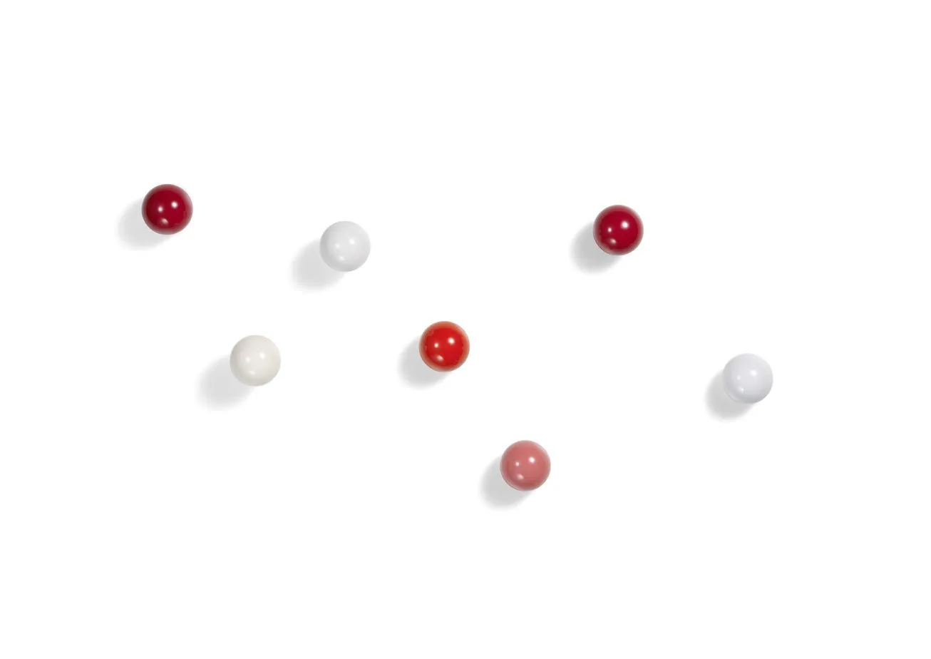 Coat Dots White – Vitra at Mesmetric