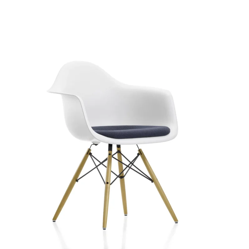 Eames Plastic RE DAW - Vitra w Mesmetric