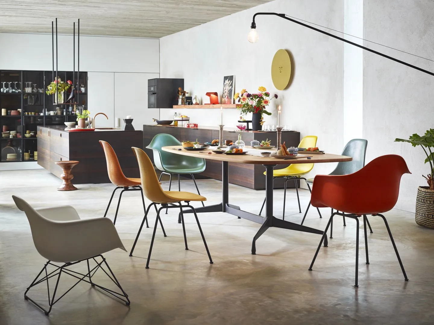 Eames Plastic RE DAX – Vitra at Mesmetric
