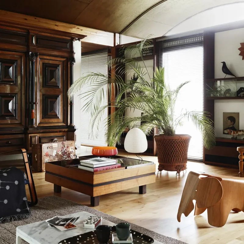 Eames Elephant