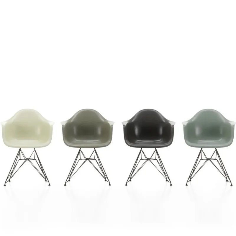 Eames Fiberglass DAR - Vitra w Mesmetric