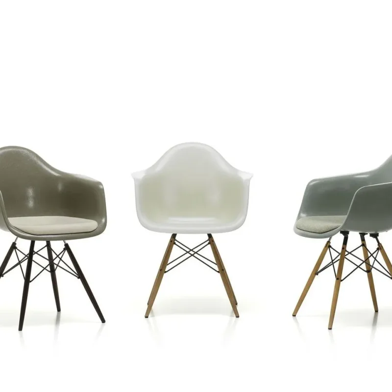 Eames Fiberglass DAW - Vitra w Mesmetric