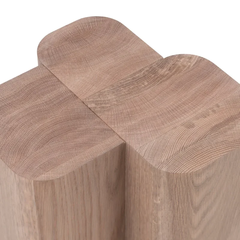 181 Aries Side Table - De La Espada w Mesmetric