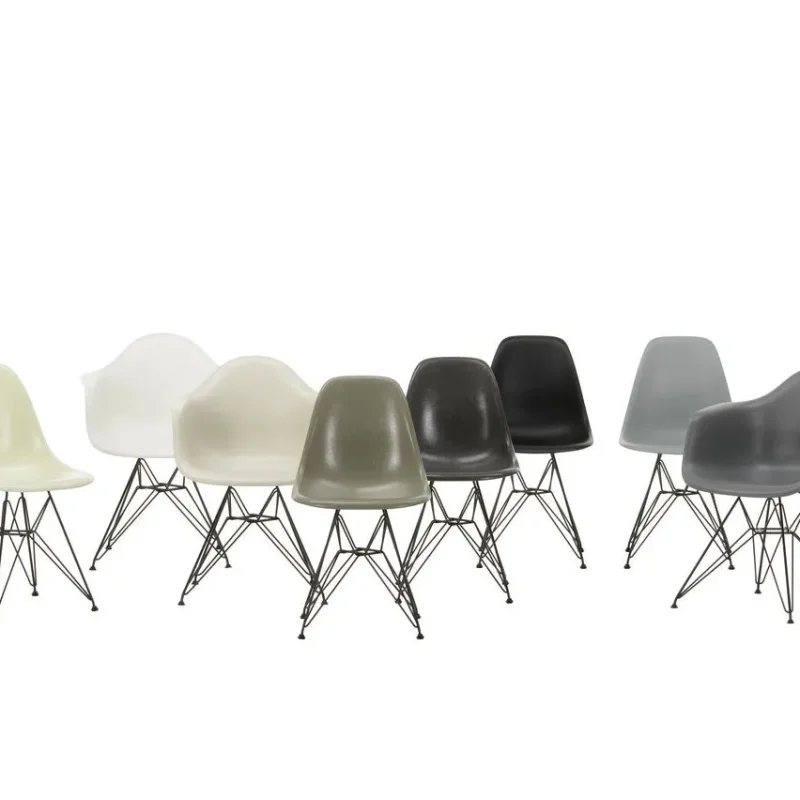 Eames Fiberglass DSR - Vitra w Mesmetric