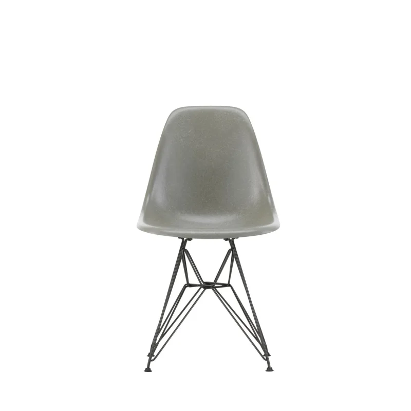 Eames Fiberglass DSR - Vitra w Mesmetric