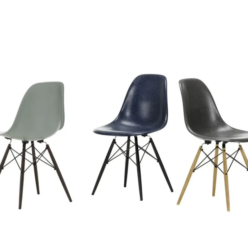 Eames Fiberglass DSW