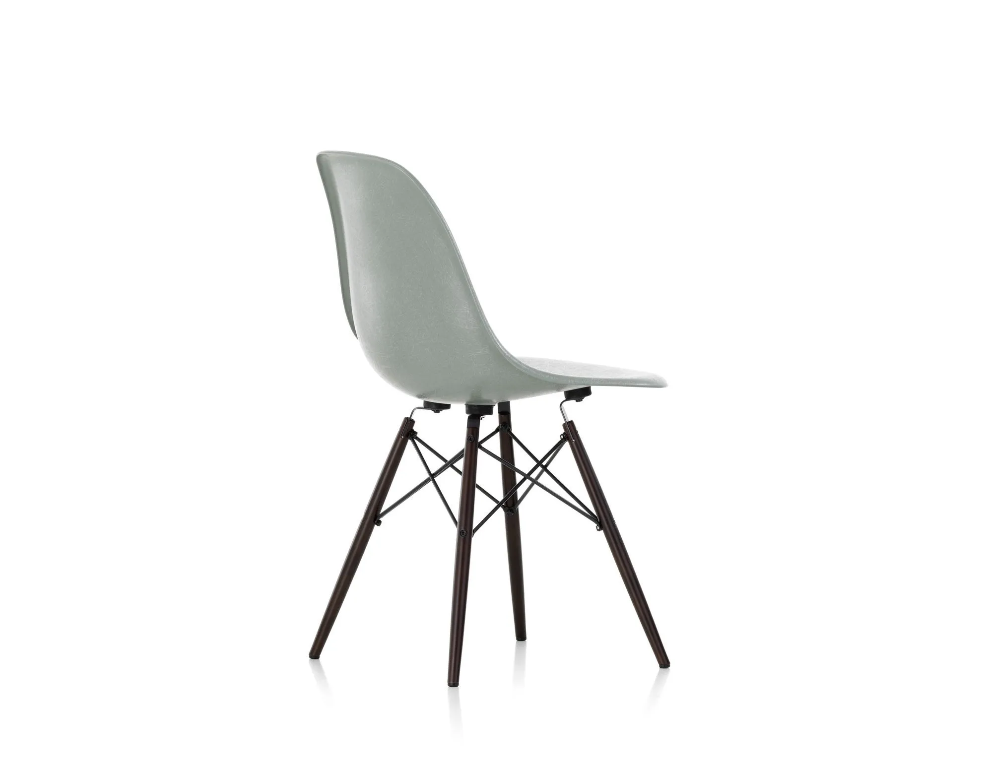 Eames Fiberglass DSW